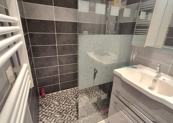 Bergerie Holidays - 4pers - Histoire De Cles